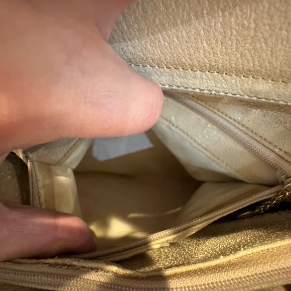 Authentic Gucci Beige Leather Tote Bag with Bamboo Handles - Picture 13 of 14